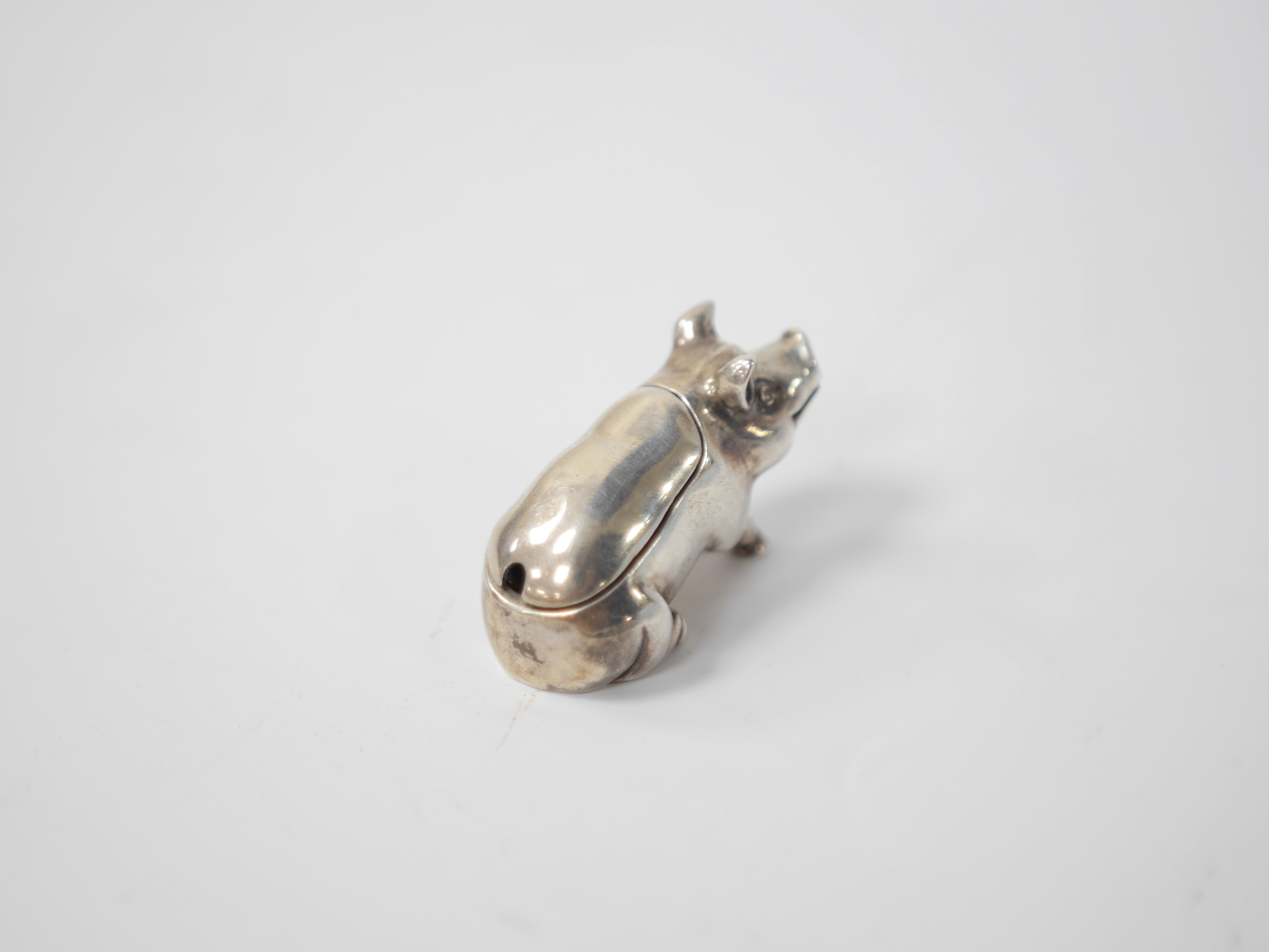 A modern silver pig condiment, Chamberlain Clarke Partnership, London, 1998, 46mm, 54 grams, Condition - fair to good